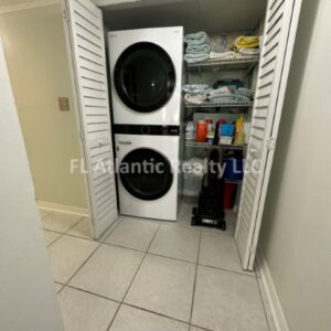 125 Full Size Washer and Dryer