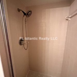 424 Guest Shower