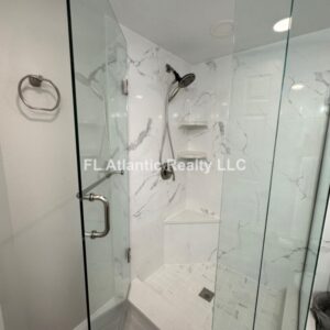 923 Guest Bathroom Shower