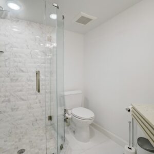 1023 Guest Bathroom