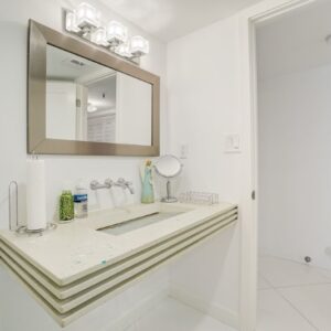 1023 Guest Vanity