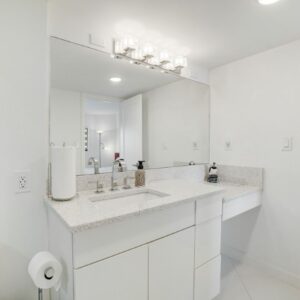 1023 Master Bathroom Vanity