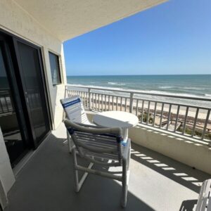 423 Balcony Seating
